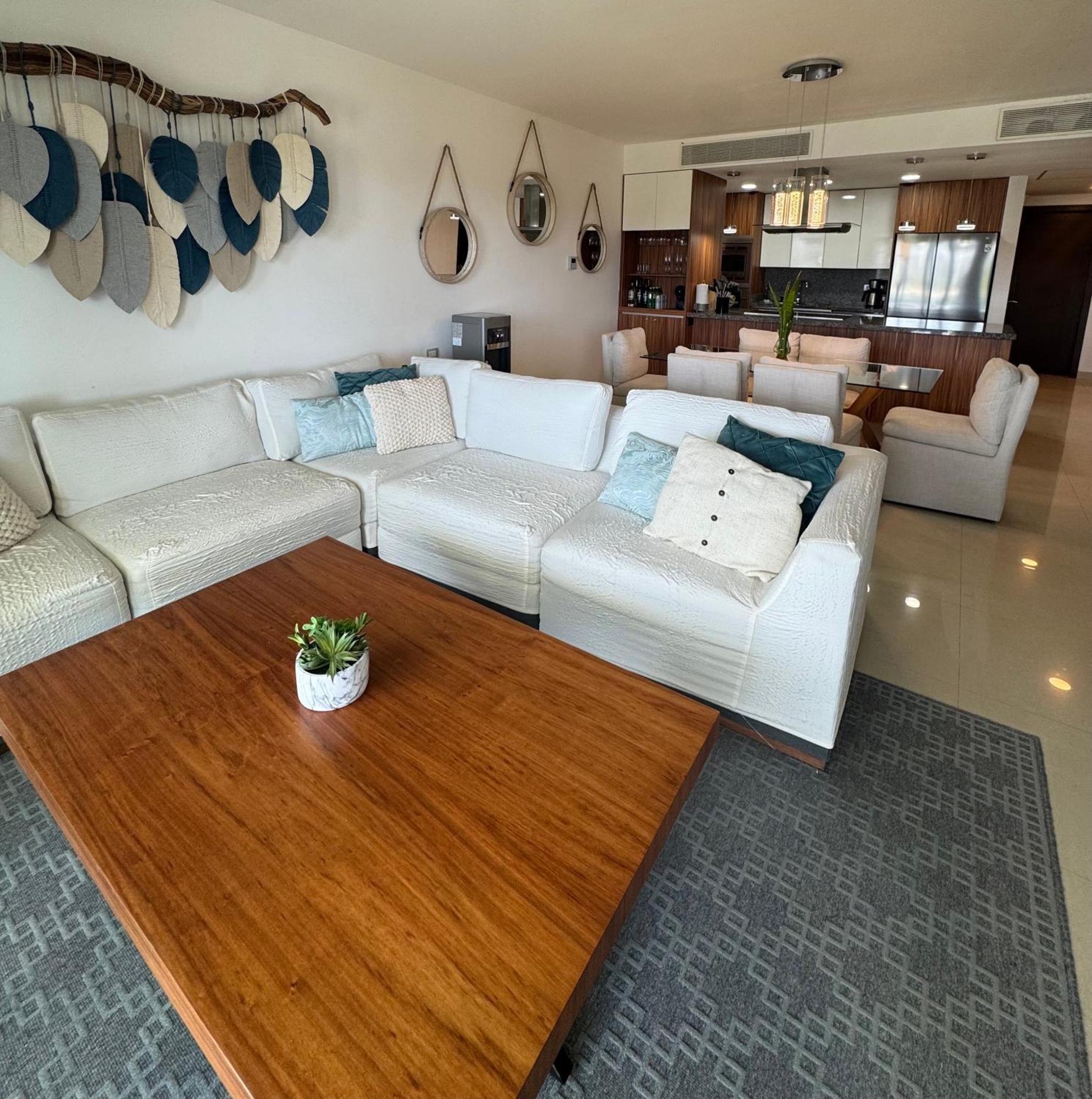 Mareazul Apartment *